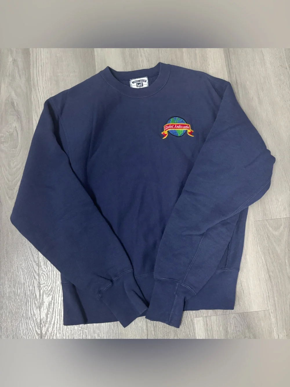 Vintage Lee Embroidered Globe Crewneck Sweatshirt Navy Blue Retro Streetwear